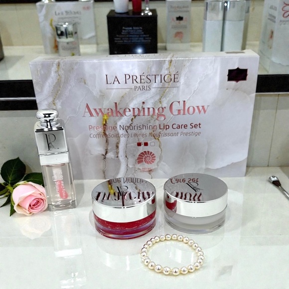 BNWT La Prestige Paris Awakening Glow Lip Trio Scrub Mask Oil Luxury Set - Picture 3 of 9